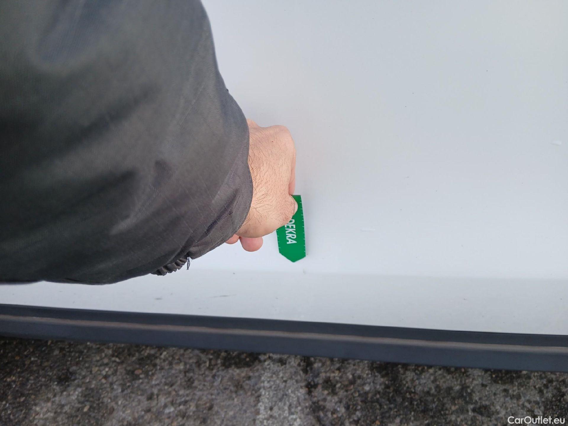  Mercedes  GLA MERCEDES-BENZ  / 2020 / 5P / todoterreno  200 D #12