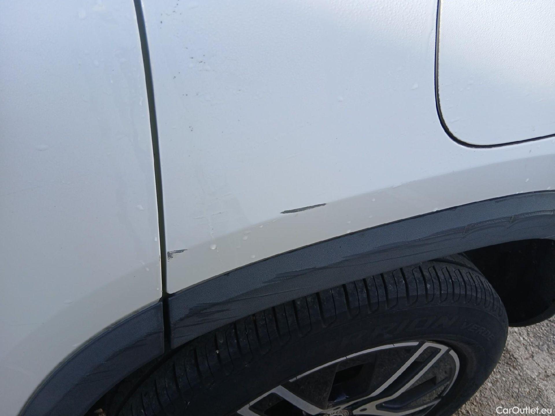  Mercedes  GLA MERCEDES-BENZ  / 2020 / 5P / todoterreno  200 D #17