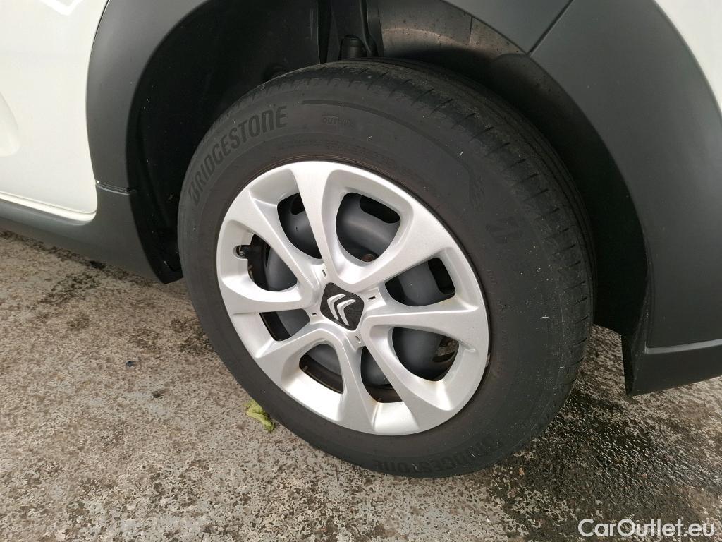  Citroen  C3  Société Feel 1.5 BlueHDI 100CV BVM5 E6dT #1