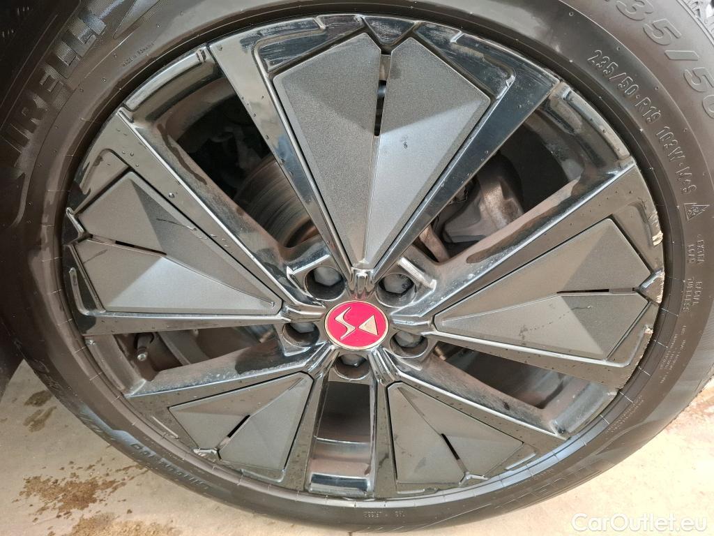 DS  DS7 DS DS 7 / 2022 / 5P / SUV BlueHDi 130 Auto PERFORMANCE LINE + #9