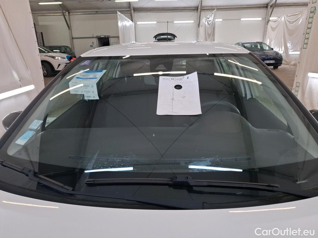  Citroen  C3  Feel Pack 1.2 PureTech 80CV BVM5 E6d #1