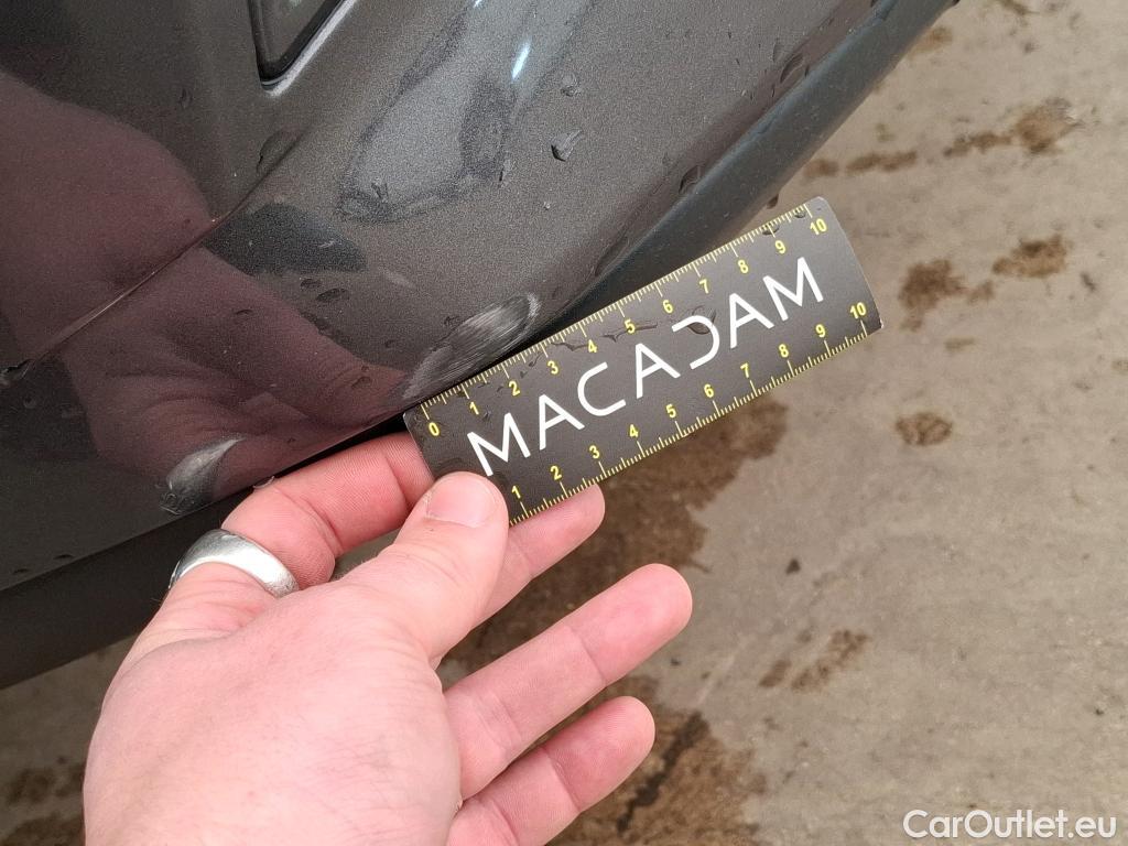  DS  DS7 DS DS 7 / 2022 / 5P / SUV BlueHDi 130 Auto PERFORMANCE LINE + #7