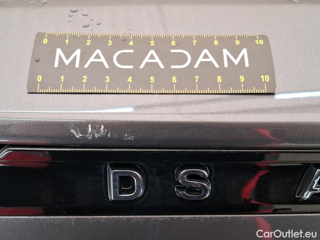  DS  DS7 DS DS 7 / 2022 / 5P / SUV BlueHDi 130 Auto PERFORMANCE LINE + #20