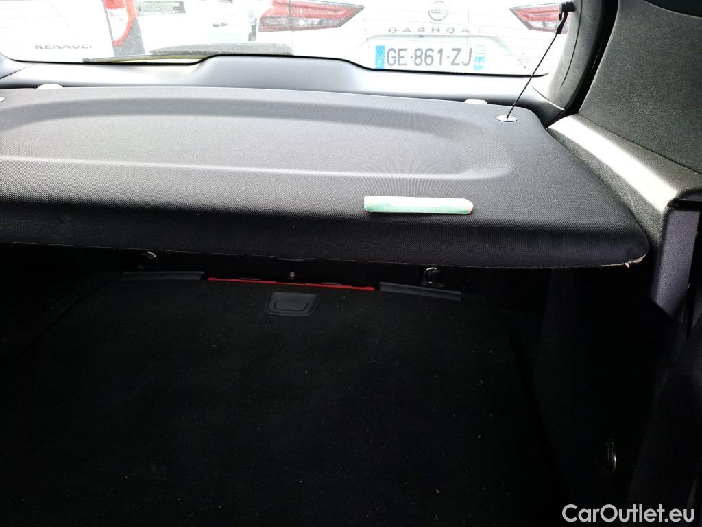  Mercedes  A-Klasse MERCEDES-BENZ Classe A 5p Berline A 200 AMG Line 7G-DCT #1