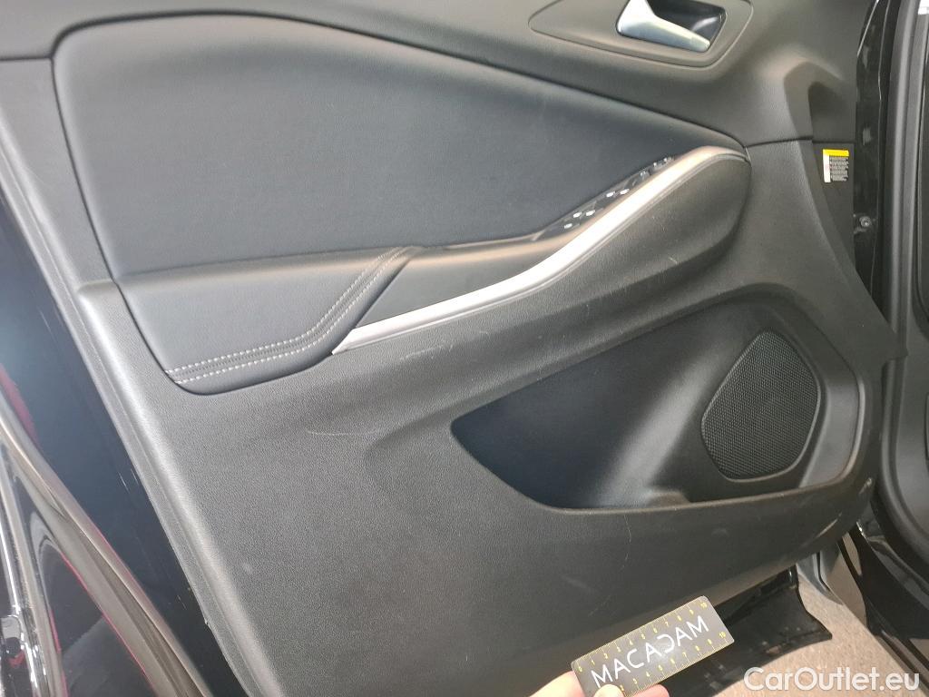  Opel   Grandland X Grandland X Elegance Business 1.5 130CV BVA8 E6d #28