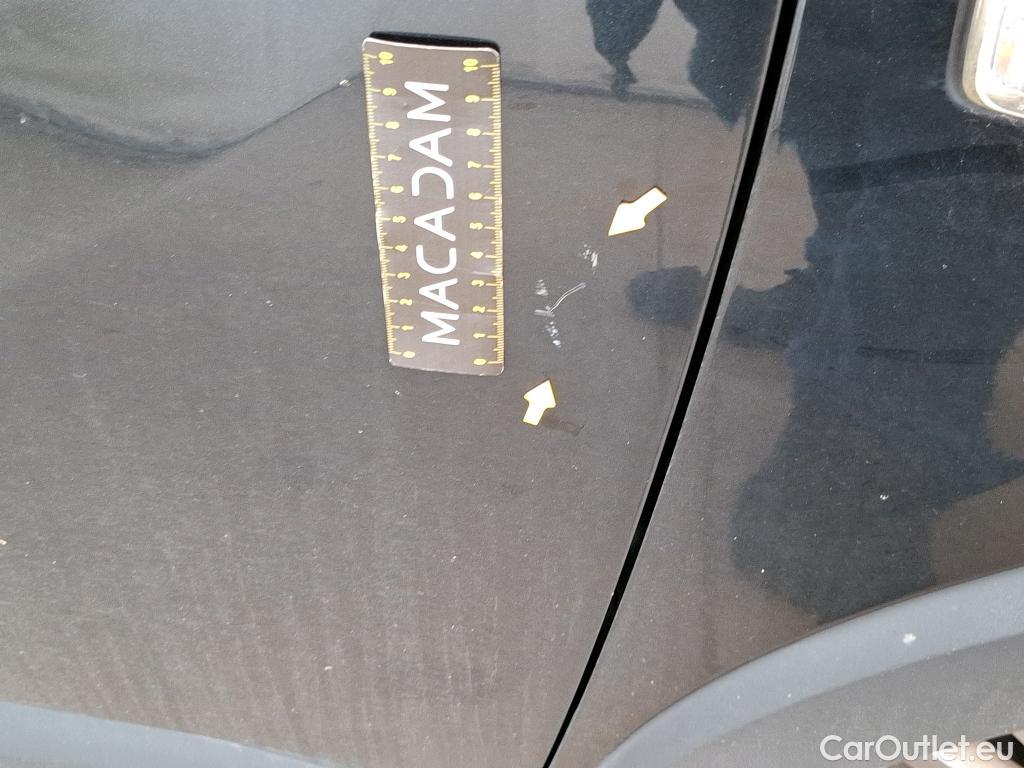  Opel  Crossland  X Elegance Business 1.2 Turbo 130CV BVA6 E6d #29