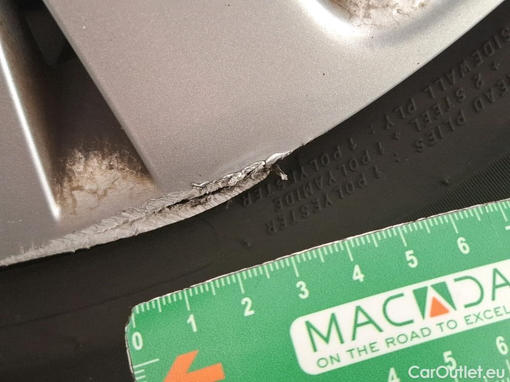  Peugeot  208  Affaire Premium Pack 1.5 HDi 100CV BVM6 E6dT #32