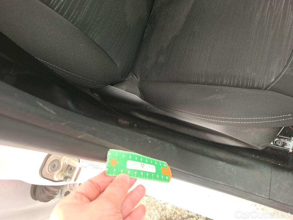  Peugeot  208  Affaire Premium Pack 1.5 HDi 100CV BVM6 E6dT #21