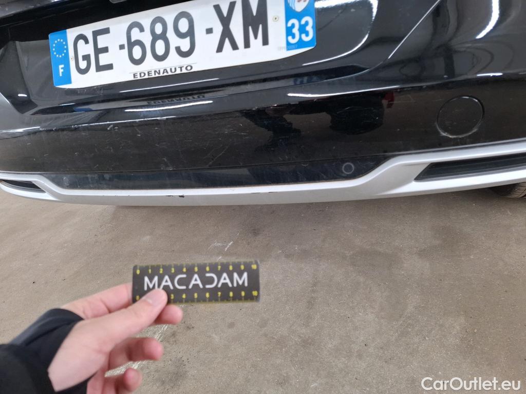  Opel   Grandland X Grandland X Elegance Business 1.5 130CV BVA8 E6d #52