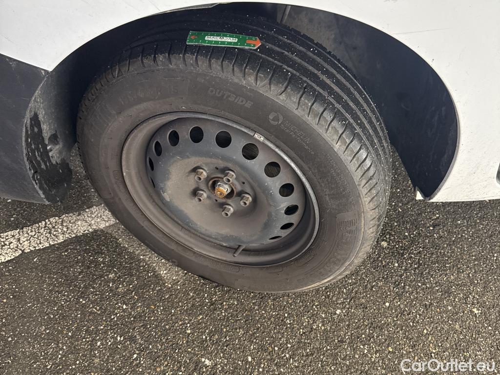  Renault  Kangoo  II Express Maxi Extra (Série Spéciale) 1.5 dCi 95CV BVM6 E6dT #24