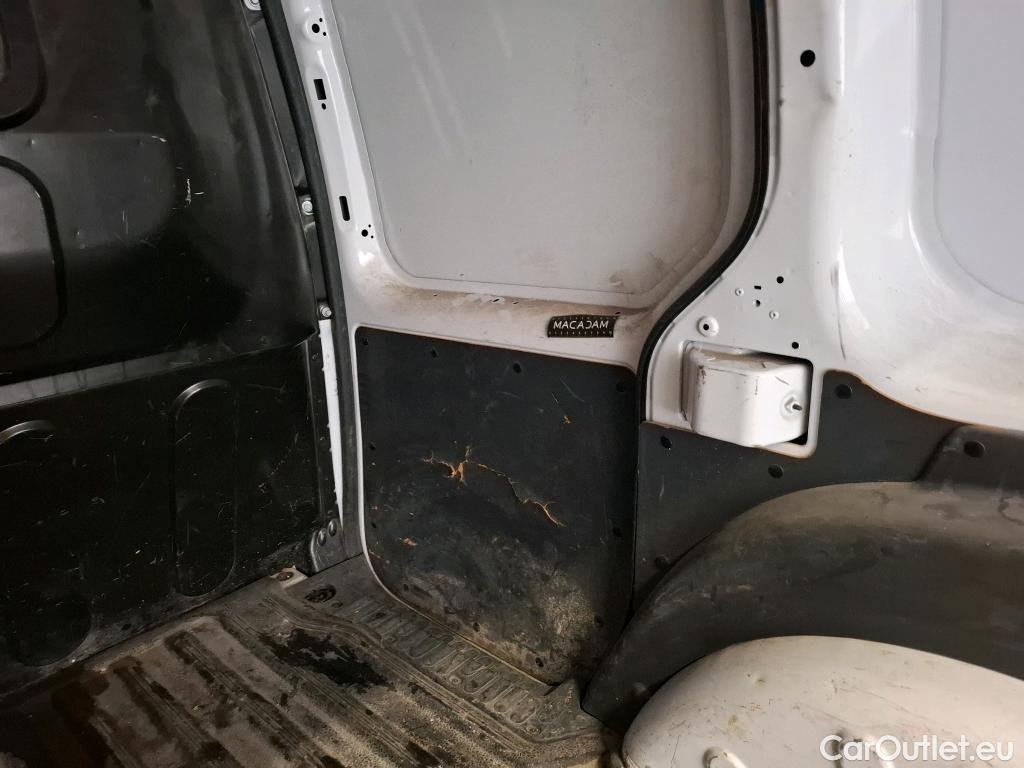  Renault  Kangoo  II Express Extra (Série Spéciale) 1.5 dCi #8