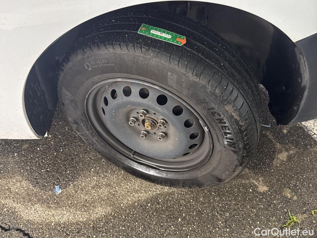  Renault  Kangoo  II Express Maxi Extra (Série Spéciale) 1.5 dCi 95CV BVM6 E6dT #23