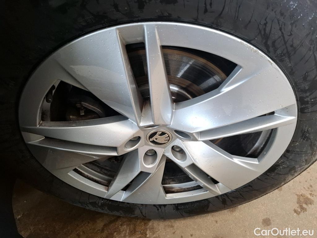  Skoda  ENYAQ  iV 80 Loft 82kWh BVA #15