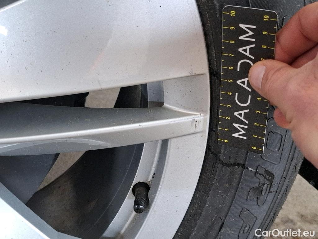  Skoda  ENYAQ  iV 80 Loft 82kWh BVA #13