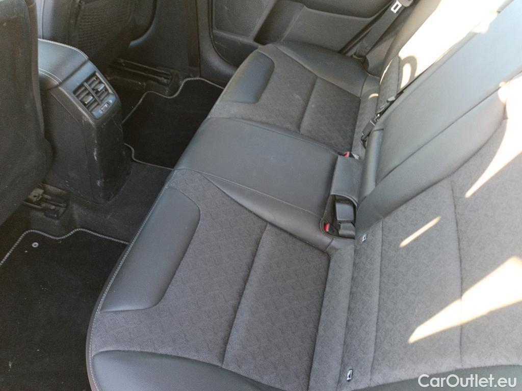  KIA  Niro KIA  / 2019 / 5P / crossover 1.6 GDi HEV 104kW (141CV) Drive #24