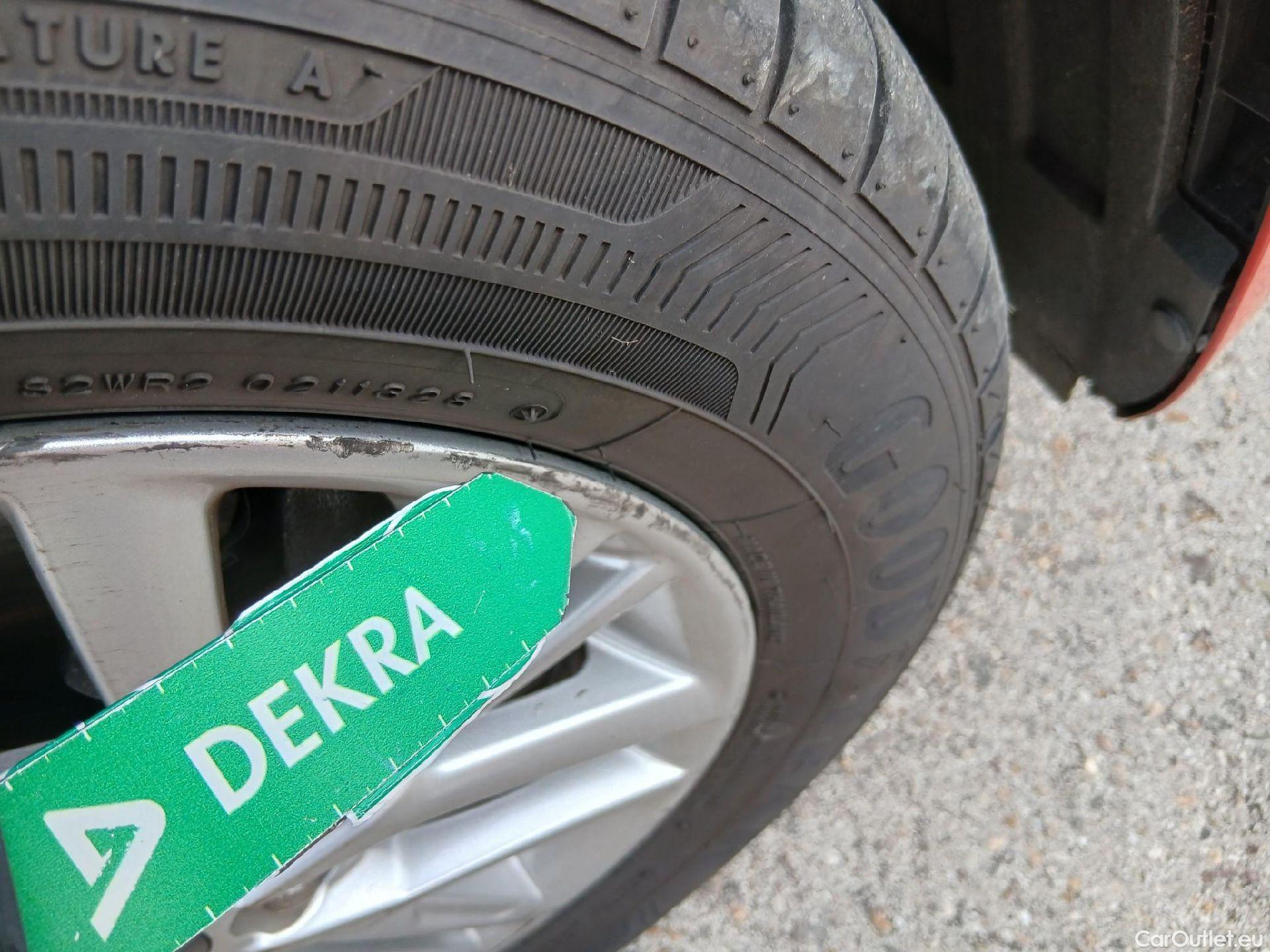  KIA  Picanto KIA  / 2020 / 5P / berlina con portón 1.0 DPi 49kW (67CV) Concept Pack Comfort #10