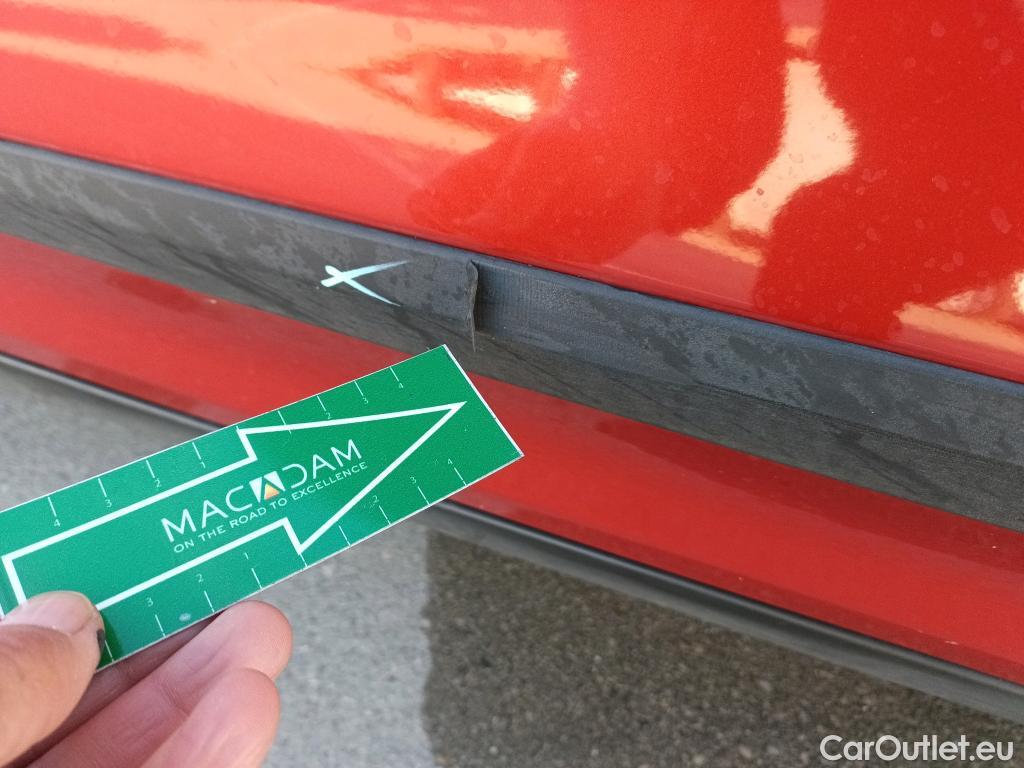  KIA  Niro KIA  / 2019 / 5P / crossover 1.6 GDi HEV 104kW (141CV) Drive #44