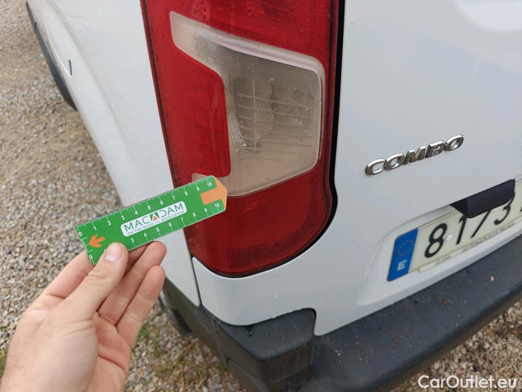  Opel  Combo OPEL  Life / 2018 / 5P / combi 1.5 TD 75kW (100CV) S/S Edition L (IND) #14