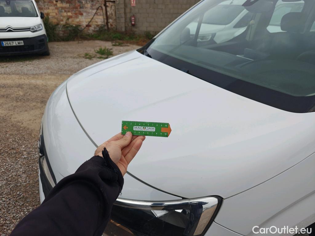  Opel  Combo OPEL  Life / 2018 / 5P / combi 1.5 TD 75kW (100CV) S/S Edition L (IND) #23