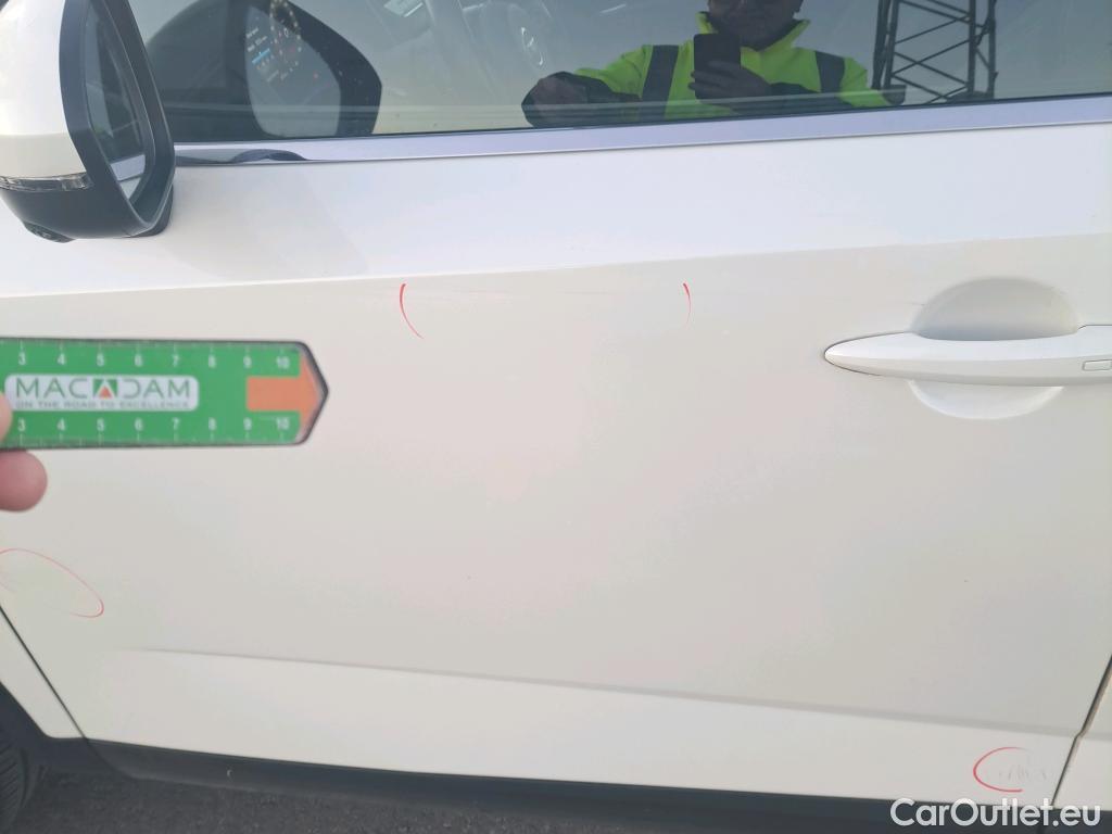  Nissan  Qashqai NISSAN  / 2021 / 5P / todoterreno DIG-T 116kW Xtronic N-Connecta (Skyline) #21