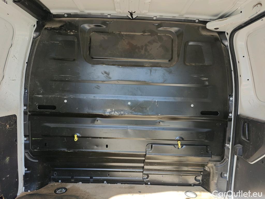  Citroen  Jumpy CITROEN  / 2016 / 4P / furgón Talla XS BlueHDi 120 S&S 6v CityVan #48