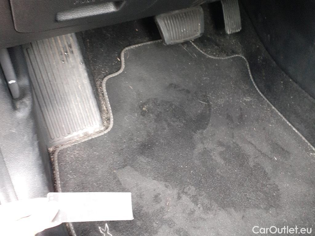  KIA  XCeed KIA  1.6 GDi PHEV 104kW (141CV) eDrive (AC) #29