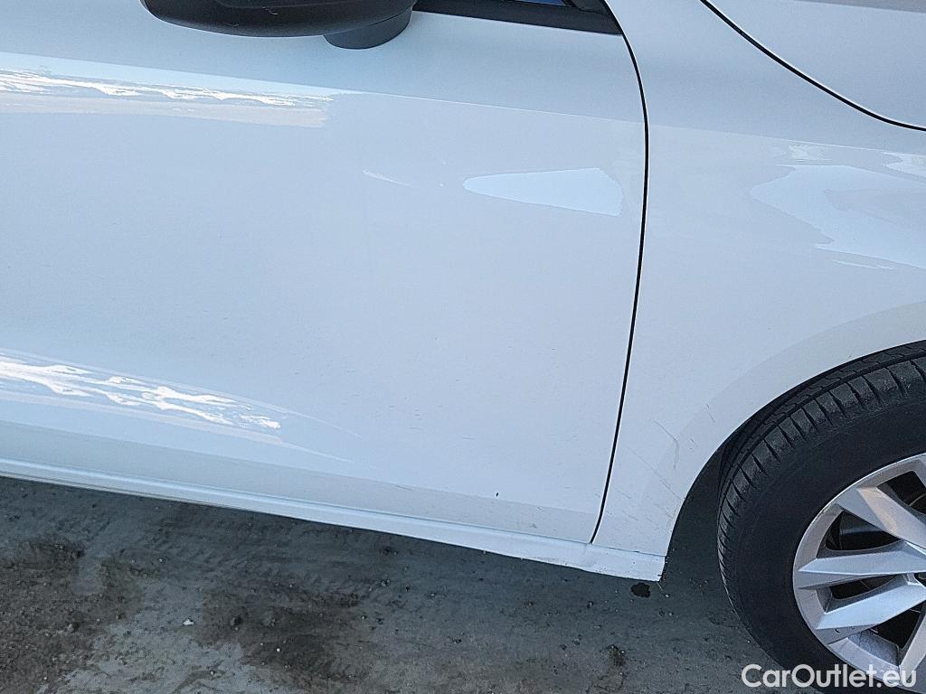  Audi  A3 AUDI  / 2020 / 5P / berlina con portón Sportback 30 TFSI 81kW (110CV) S tronic #1