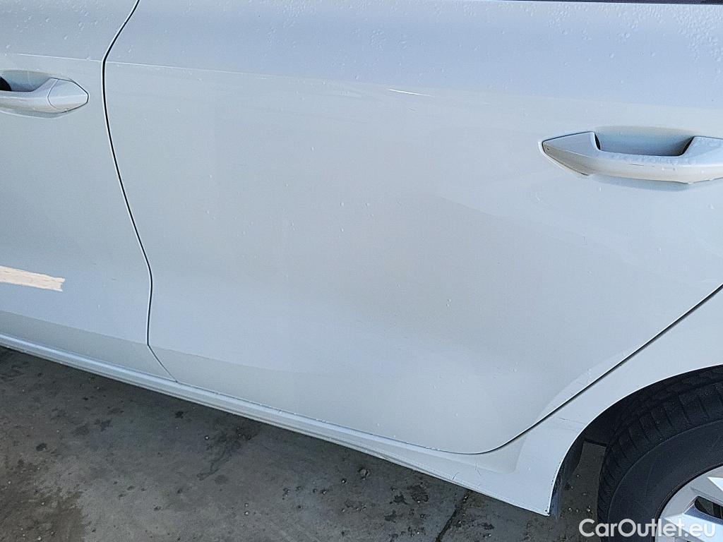  Audi  A3 AUDI  / 2020 / 5P / berlina con portón Sportback 30 TFSI 81kW (110CV) S tronic #3