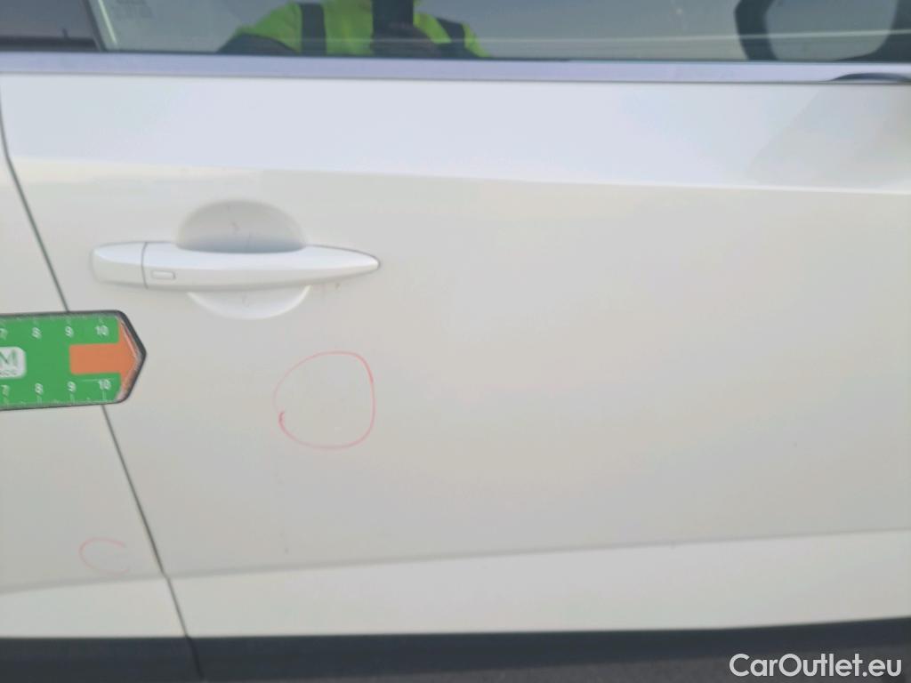  Nissan  Qashqai NISSAN  / 2021 / 5P / todoterreno DIG-T 116kW Xtronic N-Connecta (Skyline) #5