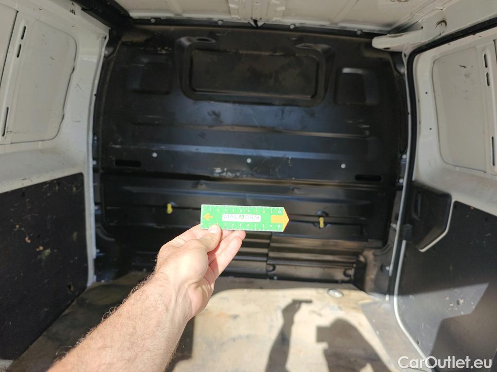  Citroen  Jumpy CITROEN  / 2016 / 4P / furgón Talla XS BlueHDi 120 S&S 6v CityVan #47