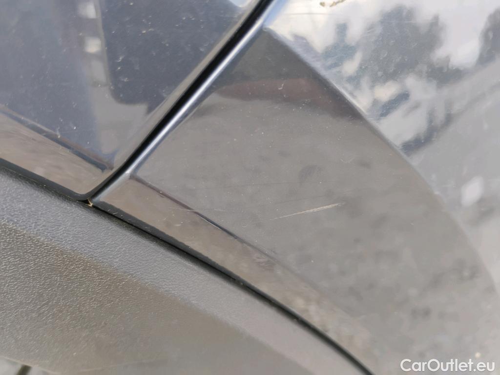  Volvo  XC 40 VOLVO XC40 / 2017 / 5P / todoterreno 1.5 T4 Twin Recharge R-Design Auto #27