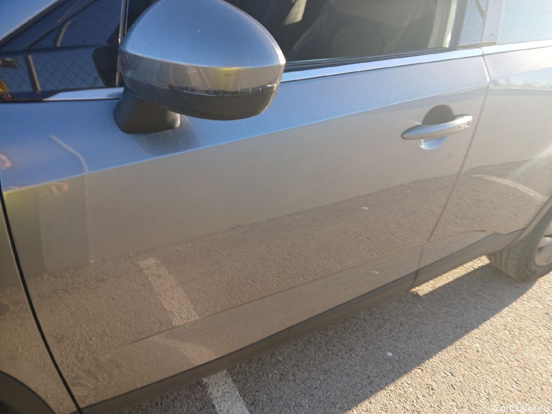  Nissan  Qashqai NISSAN  / 2021 / 5P / todoterreno DIG-T 116kW (158CV) mHEV Xtronic Acenta (AC4) #8