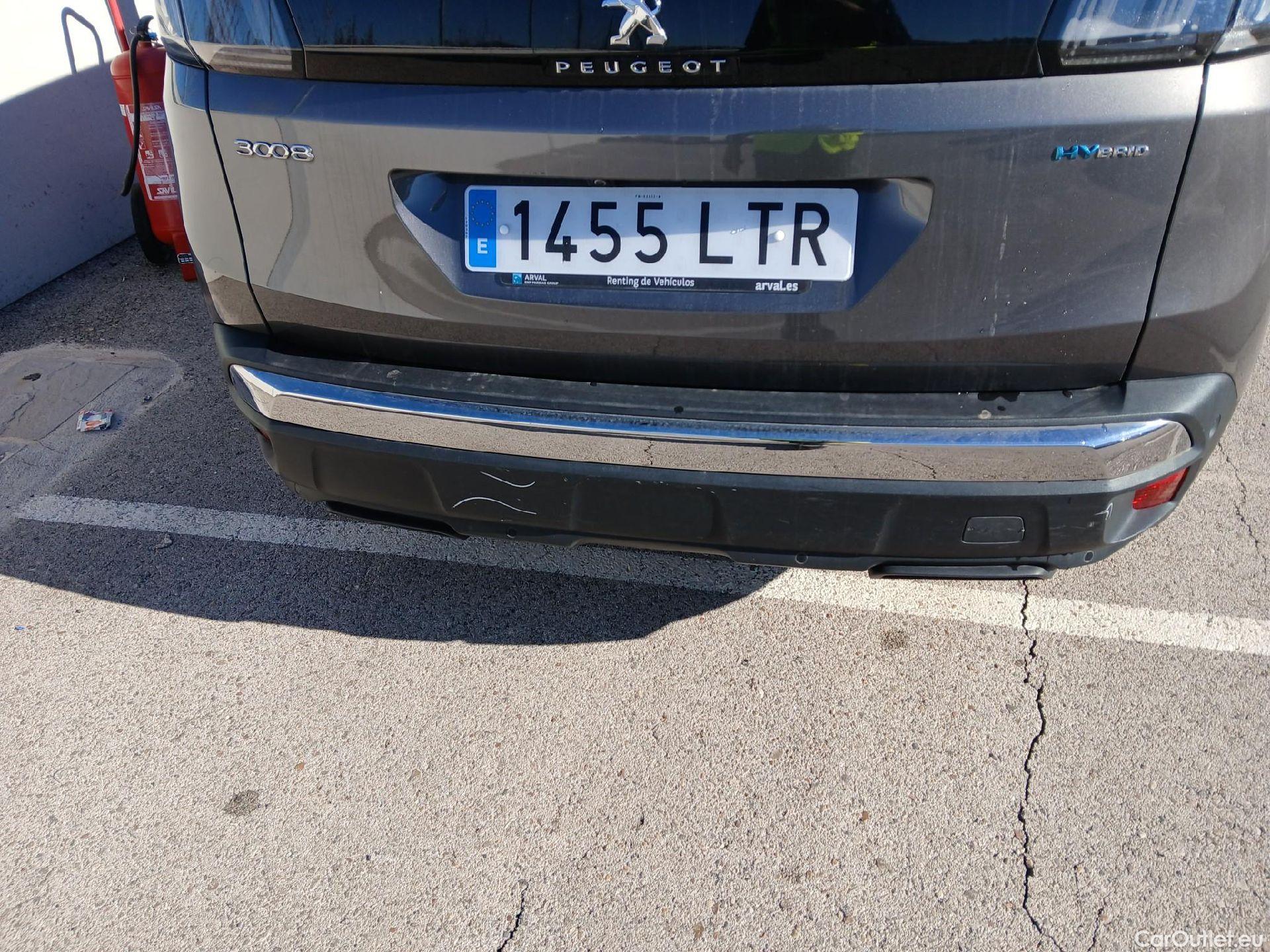  Peugeot  3008 PEUGEOT  Hybrid / 2020 / 5P / todoterreno 225 e-EAT8 Allure (AC2) #21