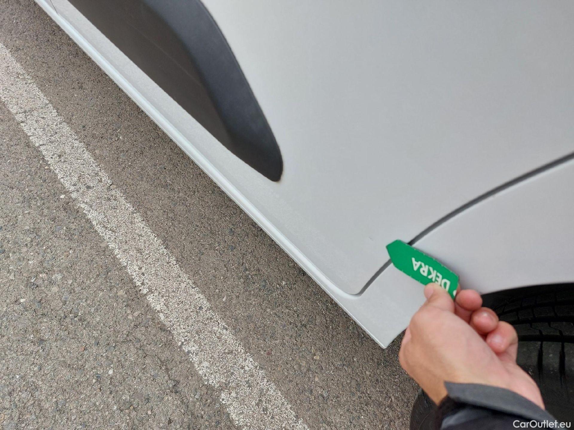  Citroen  Berlingo  Combi Live Pack M 1.5 BlueHDi 100CV MT6 E6d #17