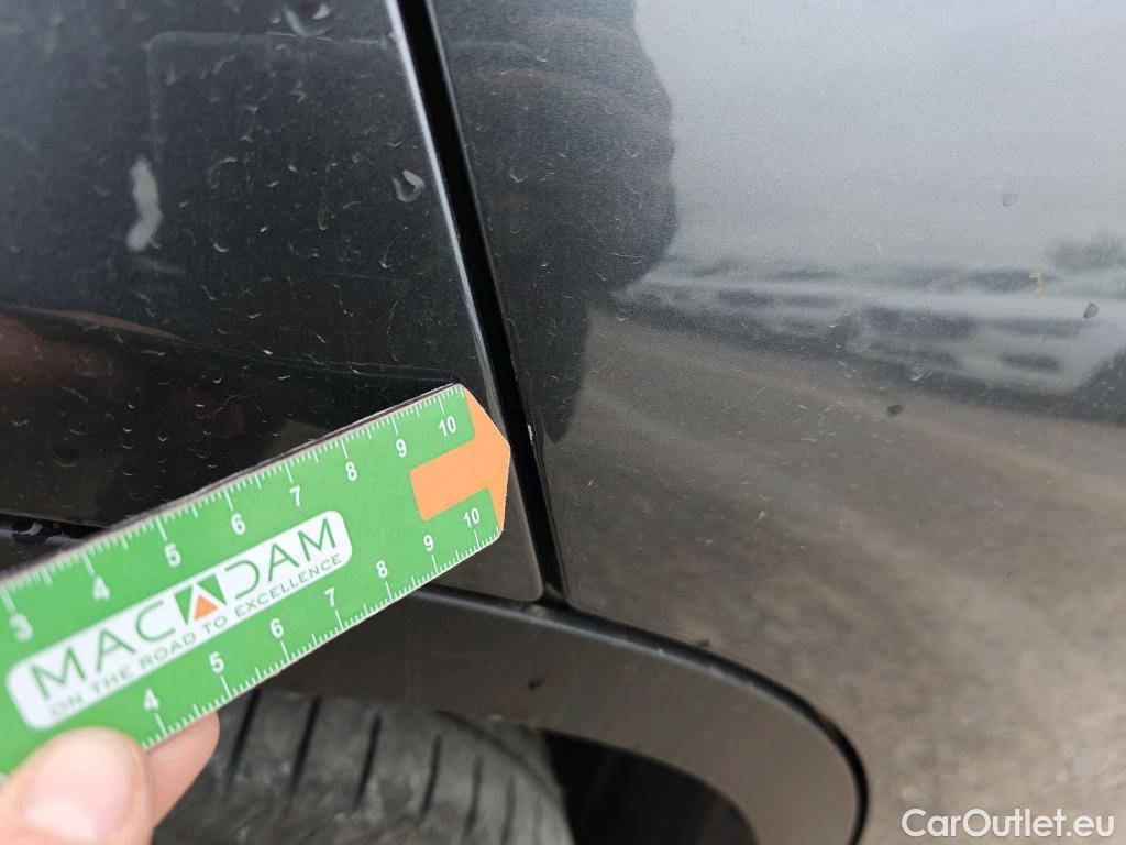  Bmw  X2 BMW  / 2017 / 5P / todoterreno sDrive18d (AC) #15