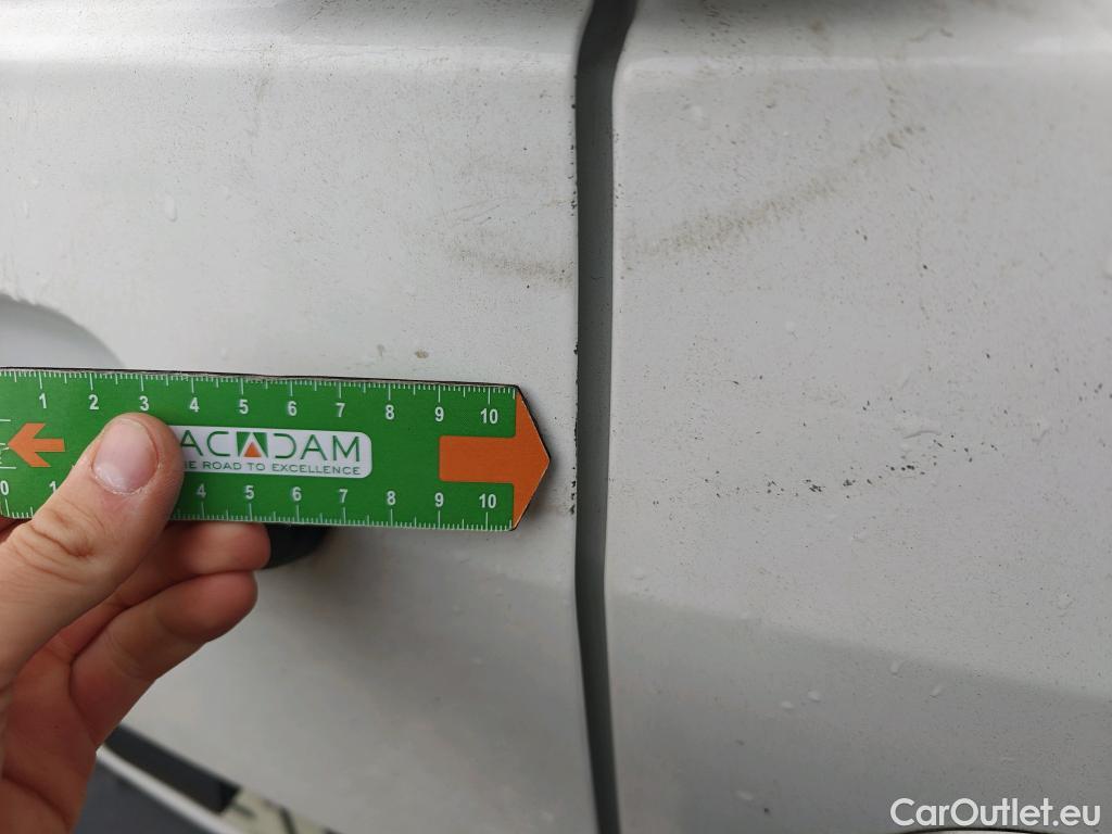  Opel  Combo OPEL  / 2018 / 4P / furgón derivado de turismo 1.5TD 75kW (100CV) Express XL H1 1000kg #90