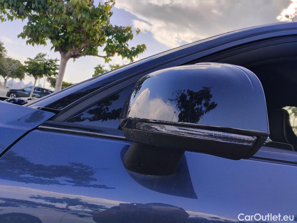  Volvo  XC 40 VOLVO XC40 / 2017 / 5P / todoterreno 1.5 T4 Twin Recharge R-Design Auto #30