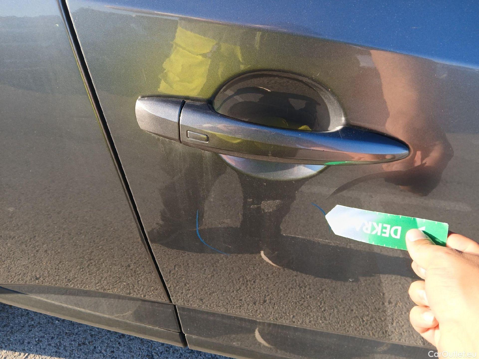  Nissan  Qashqai NISSAN  / 2021 / 5P / todoterreno DIG-T 116kW (158CV) mHEV Xtronic Acenta (AC4) #26