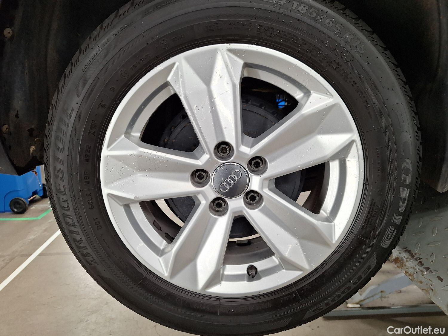  Audi  A1 Sportback Audi, A1 SB '18, Audi  1.0 25 TFSI 70kW 5d #4