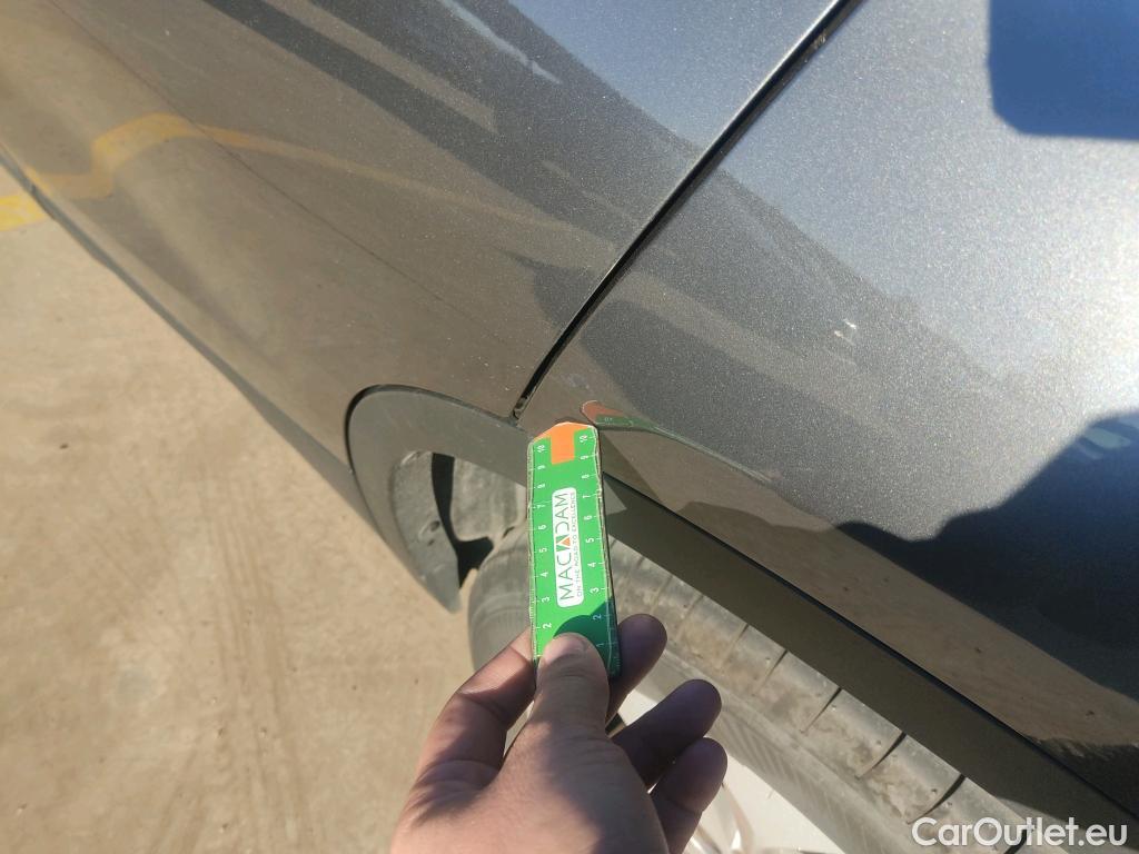  Bmw  X2 BMW  / 2017 / 5P / todoterreno sDrive18d (AC) #12