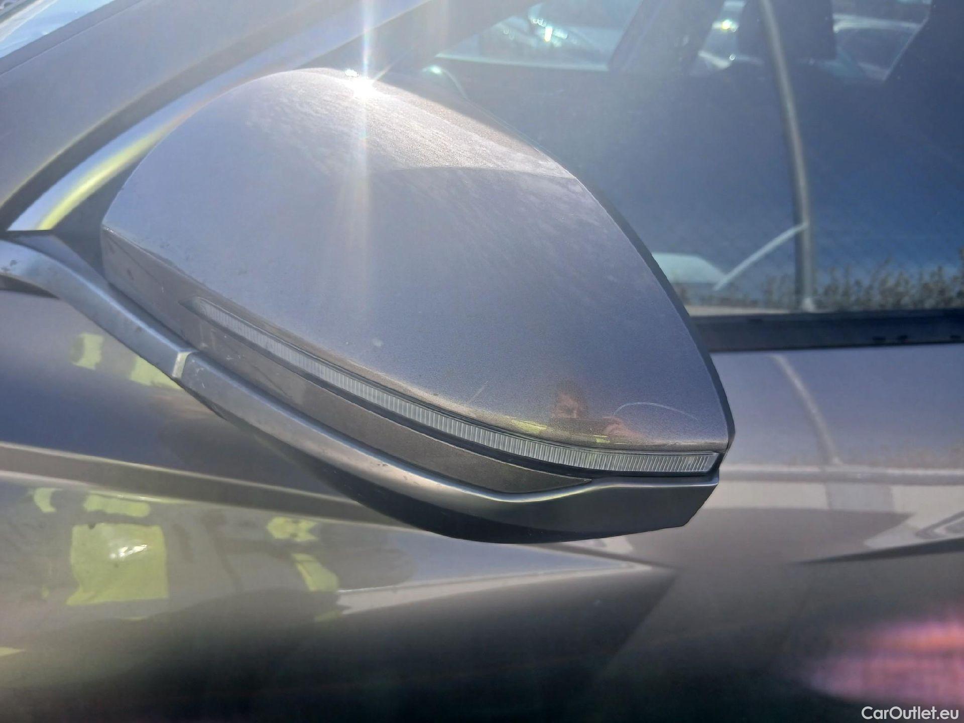  Hyundai  Tucson HYUNDAI  / 2020 / 5P / todoterreno 1.6 TGDI PHEV 195kW Tecno Sky Auto 4x4 #27