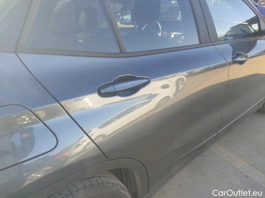  Bmw  X2 BMW  / 2017 / 5P / todoterreno sDrive18d (AC) #19