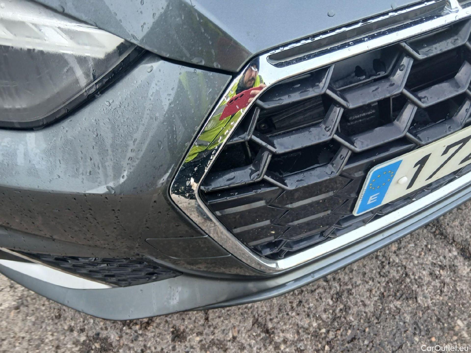  Audi  A5 Sportback AUDI A5 / 2019 / 5P / berlina con portón S Line 35 TFSI S tronic Sportback #2