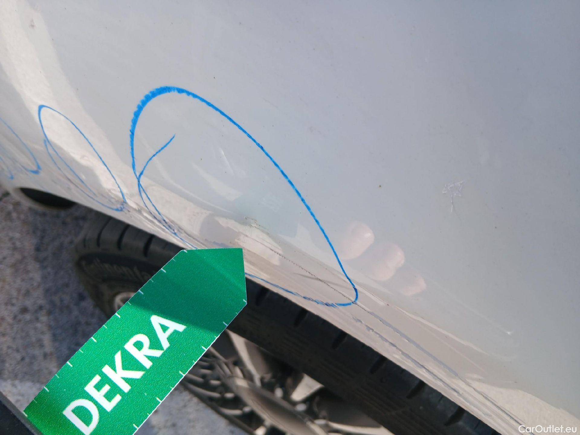  Fiat  500 FIAT  / 2015 / 3P / berlina con portón 1.2 8v 51kW (69CV) Mirror Fleet(SP) #22