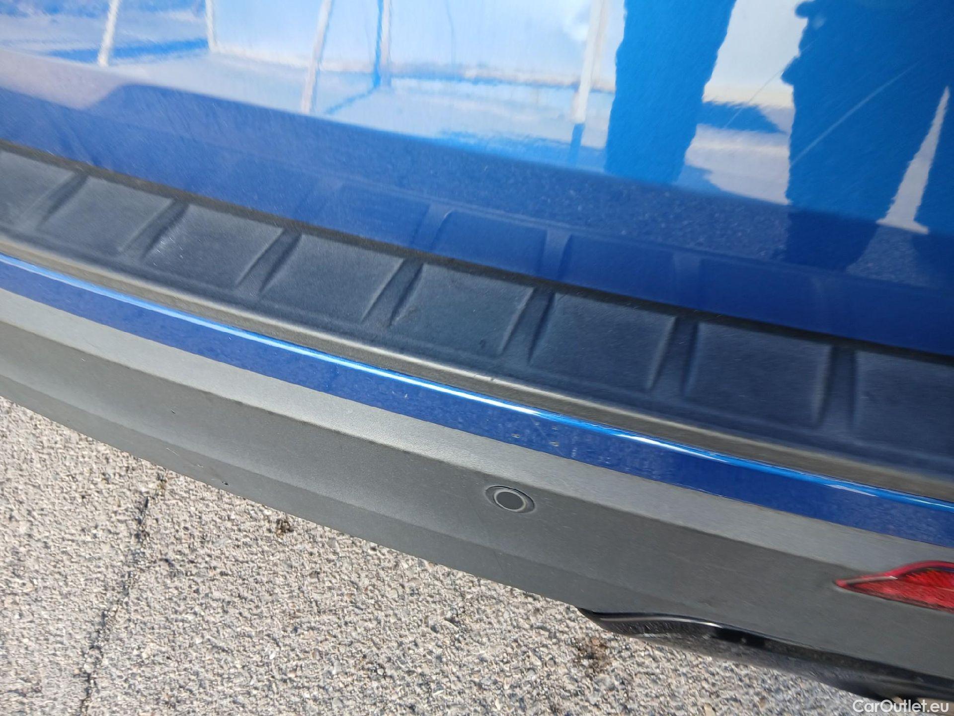  Ford  Explorer FORD  / 2019 / 4P / todoterreno 3.0 PHEV AWD ST Line #9