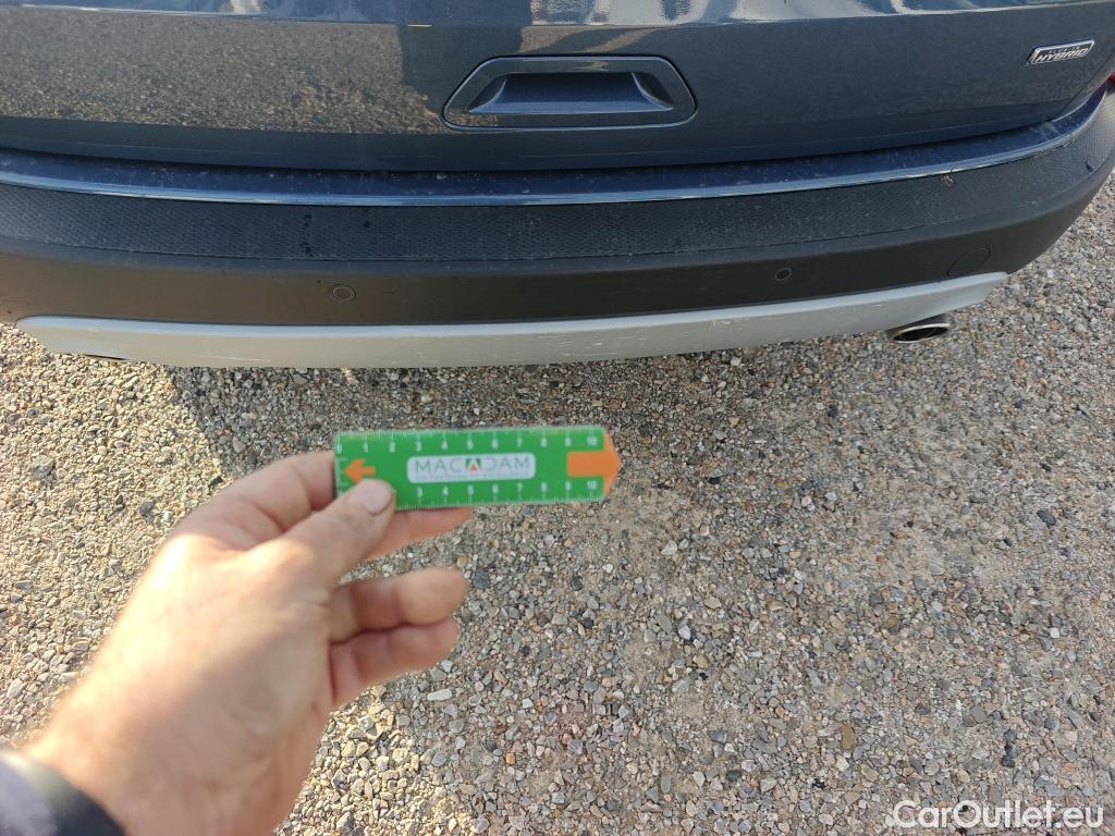  Ford  Kuga FORD  / 2019 / 5P / todoterreno Titanium 2.5 Duratec PHEV 165kW Auto #5