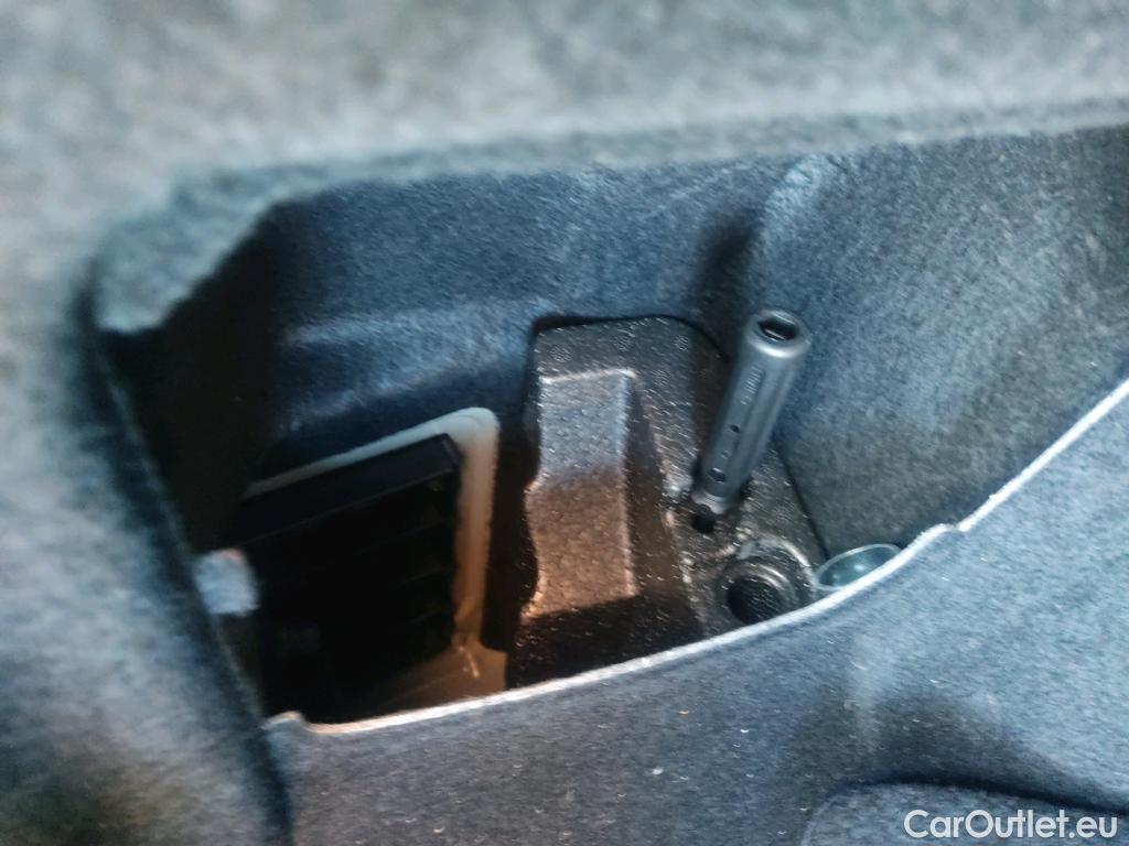  Bmw  X2 BMW  / 2017 / 5P / todoterreno sDrive18d (AC) #2