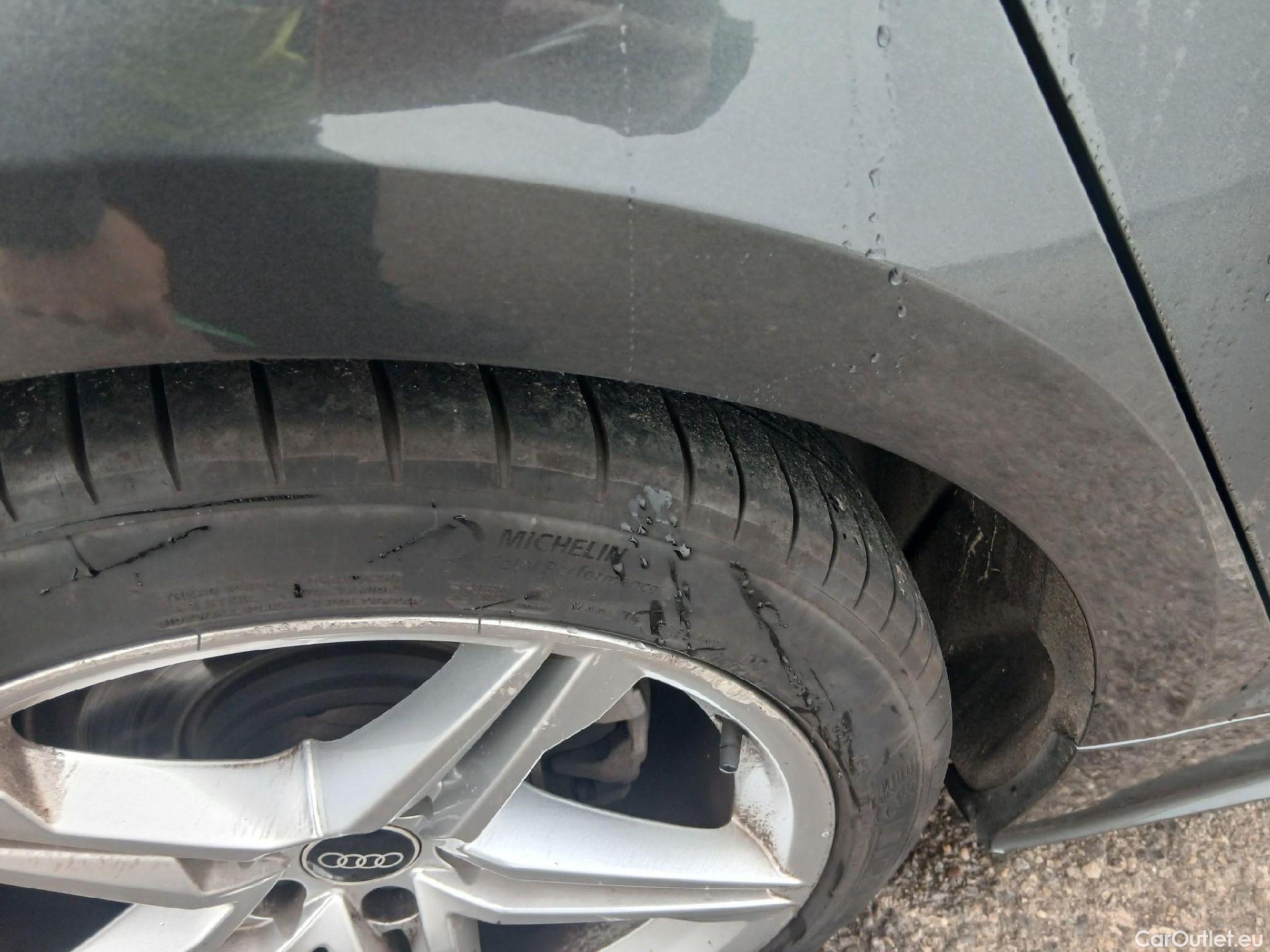  Audi  A5 Sportback AUDI A5 / 2019 / 5P / berlina con portón S Line 35 TFSI S tronic Sportback #11