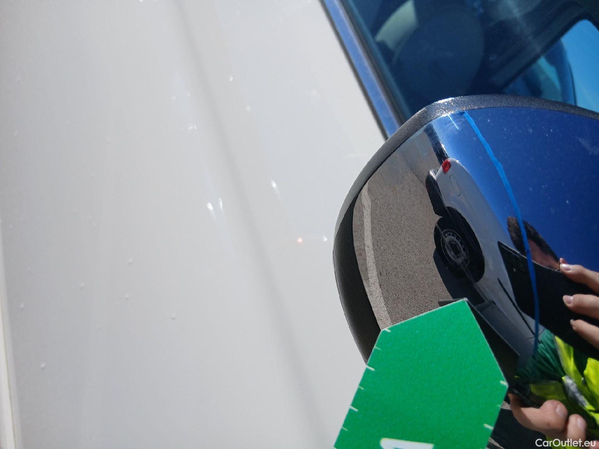  Fiat  500 FIAT  / 2015 / 3P / berlina con portón 1.2 8v 51kW (69CV) Mirror Fleet(SP) #32