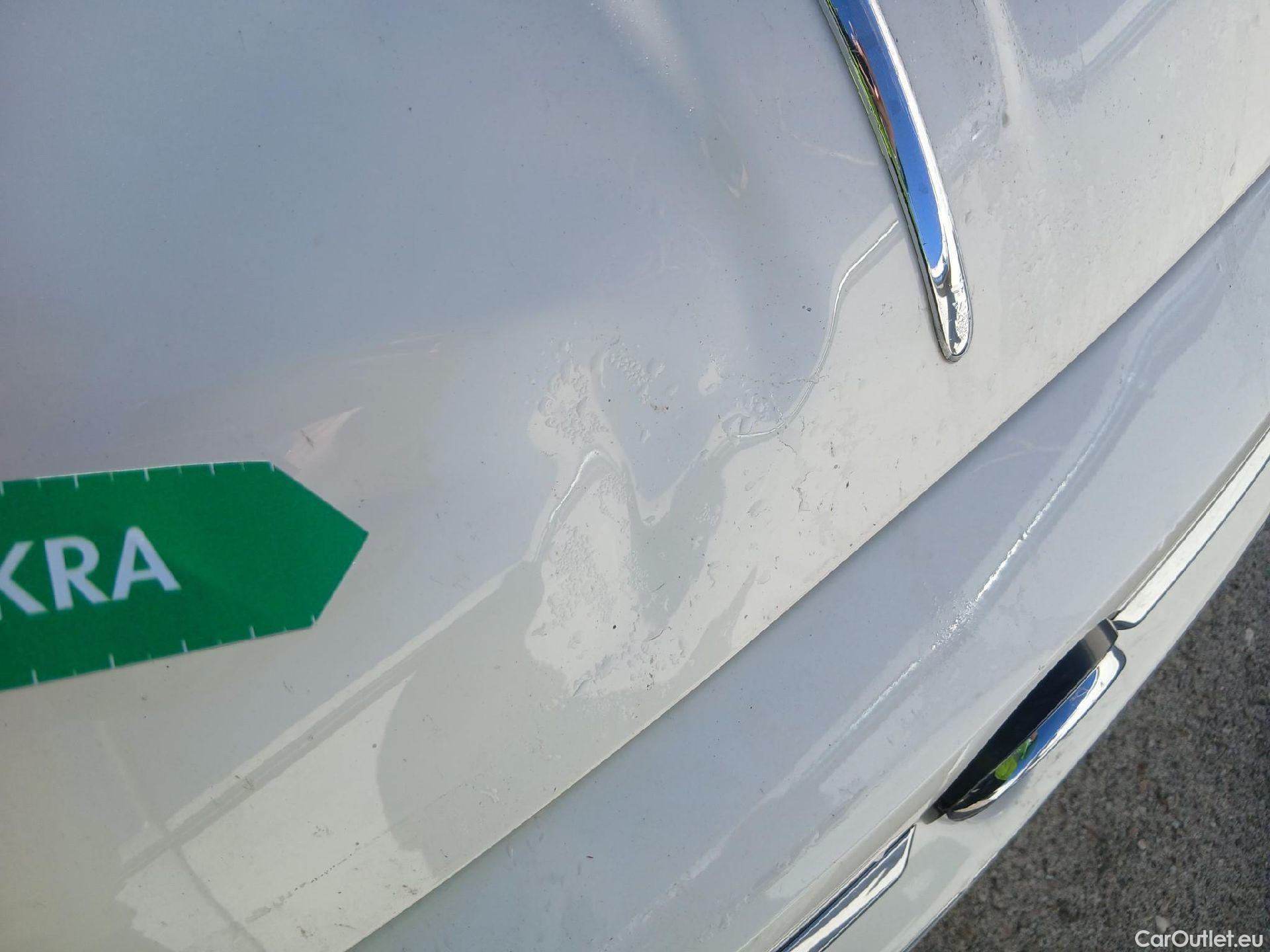  Fiat  500 FIAT  / 2015 / 3P / berlina con portón 1.2 8v 51kW (69CV) Mirror Fleet(SP) #12